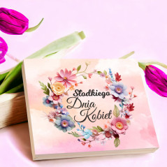 Pudełko na Merci - Wianek z kwiatów na Dzień Kobiet